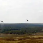 Момент зіткнення двох гелікоптерів у Греції під час гасіння лісової пожежі в районі Псати на захід від Афін