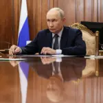 Володимир Путін на тлі публікації FT про енергетичне перемир'я