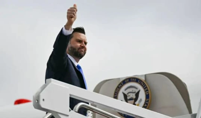 Венс підтвердив рішення Трампа і назвав три ЗМІ пропагандистськими