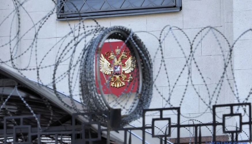 Рада ЄС подовжила санкційний режим проти причетних до гібридних операцій РФ: ключові цифри рішення