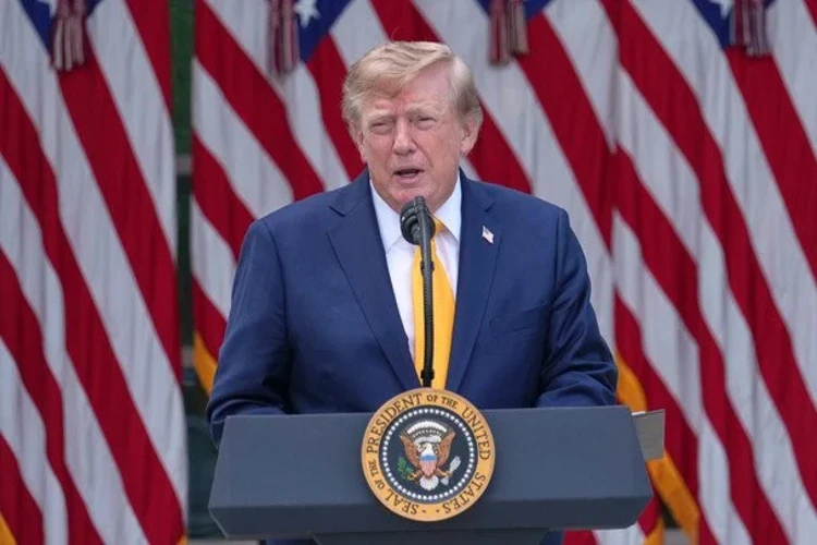 Трамп заявив «Франція палає!» і закликав закрити кордони через масові протести